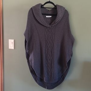 Ricki's Knit Warm Wide Collar Rounded Hem Side Button Poncho Sz M/L Charcoal